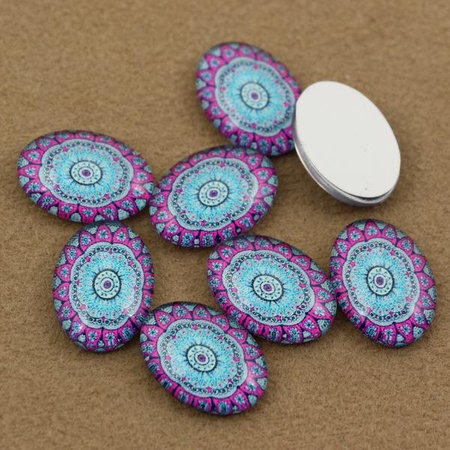Kaboszon szklany z grafiką owal 18x13mm