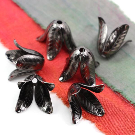 Czapeczka ozdobna tulipan czarny 18mm