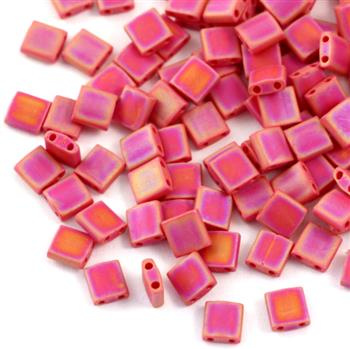 Miyuki Tila Beads 5x5x1,9mm Opaque Dark Red Matted AB [30szt]