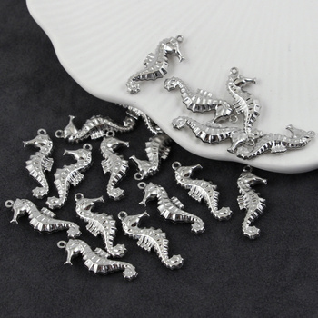 Zawieszka konik morski stal szlachetna 26x10mm