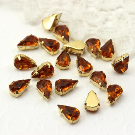 Kaboszon w oprawie łezka fasetowana miodowa 13x8mm