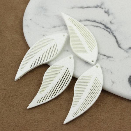 Zamszowe piórko białe 44x16mm