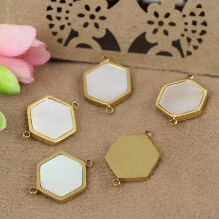 Łącznik sześciokąt z masą perłową stal szlachetna pozłacana PVD 16x12mm