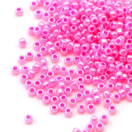 Toho Round 8/0 Ceylon Hot Pink [10g]