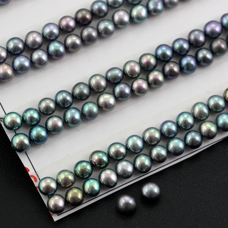 Perła zielona do połowy wiercona 4,5mm [para]