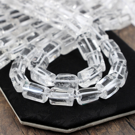 Kryształ górski nieregularny wałek 15x10mm