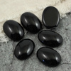 Kaboszon szklany Jet owal 25x18mm