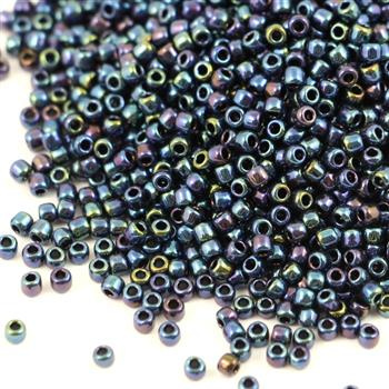 Toho Round 11/0 Metallic Cosmos [10g]