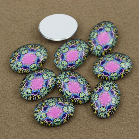 Kaboszon szklany z grafiką owal 18x13mm