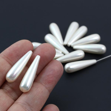 Perła seashell kropla biała wiercona do połowy HQ 30x8mm
