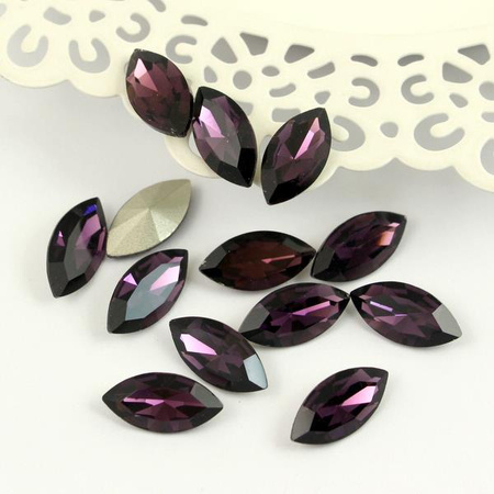 Kaboszon szklany wrzeciono fasetowane fiolet 18x9mm