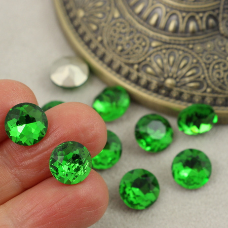 Kaboszon szklany moneta stożkowa fasetowana chaton Green 10mm