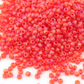 Toho Round 8/0 Transparent-Rainbow-Frosted Lt Siam Ruby [10g]