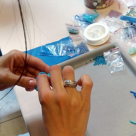 Bon upominkowy na grupowe warsztaty biżuteryjne w Warszawie