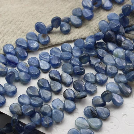 Kyanit łezka 10x7mm