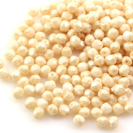 Fire Polish 3mm Chalk White Champagne Luster [40szt]