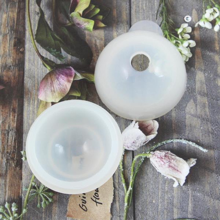 Forma silikonowa do odlewów z żywicy kula 40mm