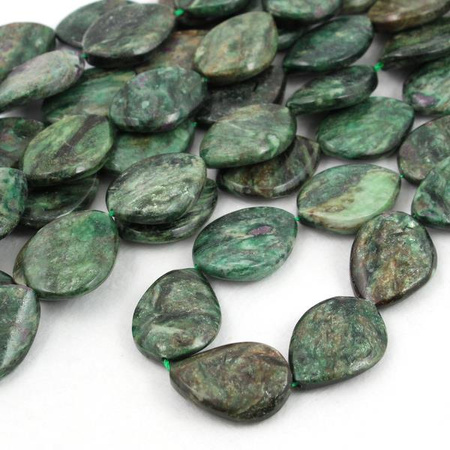 Naturalny szmaragd łezka twist 30x22mm