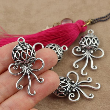 Zawieszka metalowa ażurowa ośmiornica 40x24mm