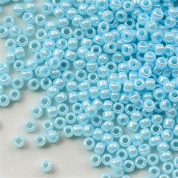 Toho Round 11/0 Opaque-Lustered Pale Blue [10g]