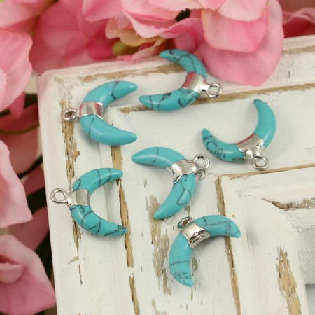 Howlit turkusowy lunula / róg zawieszka 16mm