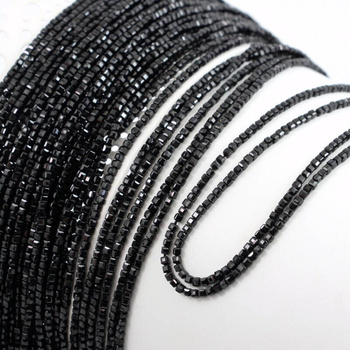 Spinel czarny kostka fasetowana 2,5mm [sznur 39cm]