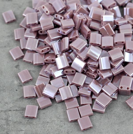Miyuki Tila Beads 5x5x1,9mm Opaque Mauve Luster [30szt]