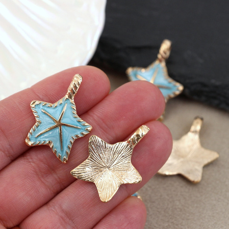 Zawieszka złota emaliowana rozgwiazda niebieska 28x22mm