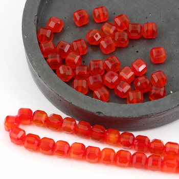 Agat brazylijski kostka fasetowana pomarańczowa 7x7mm