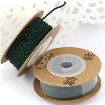 Sznurek nylonowy zielony leśny 1,5mm [szpula 12m]