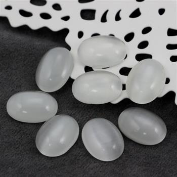 Kaboszon kocie oko owal biały 20x15mm