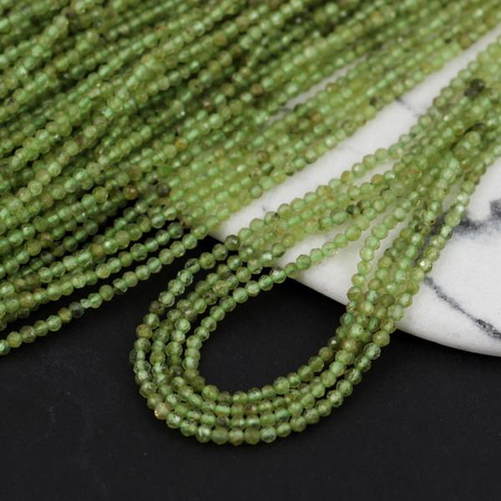 Peridot kula fasetowana 2mm [sznur 39cm]