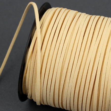 Rzemień zamszowy płaski kremowy 3x1mm [1metr]
