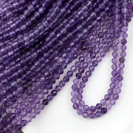 Ametyst kula fasetowana 4mm [sznur 39cm]
