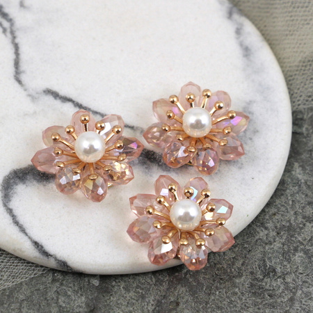 Element ozdobny kwiatek kryształkowy różowy AB z perełką 20mm