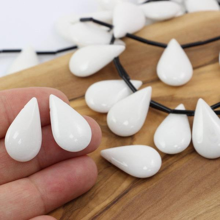 Jadeit łezka biała 24x14mm