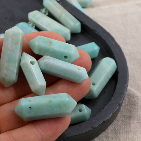 Amazonit zawieszka grot 25-35mm