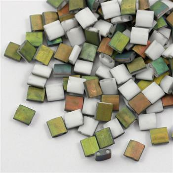 Miyuki Tila Beads 5x5x1,9mm White Opaque Vitrail Matted [30szt]