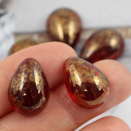 Kaboszon szklany Siam Ruby - Luster - Opaque Topaz/Pink łezka 18x13mm