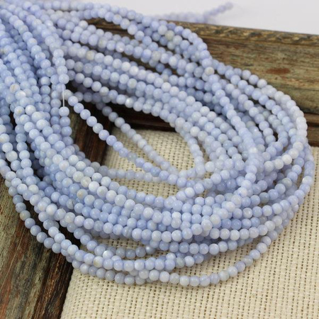 Muszla błękitna kula gładka 4mm [sznur 38cm]