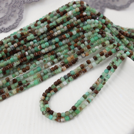 Chryzopraz kostka fasetowana 2mm [sznur 39cm]