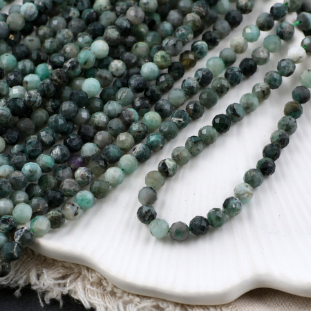 Szmaragd kula fasetowana 5,5mm [sznur 39cm]