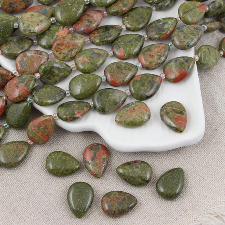 Unakit łezka 18x13mm