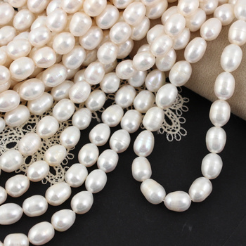 Perła słodkowodna biała oliwka 10x8mm [sznur 37cm]