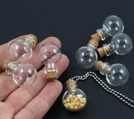 Zawieszka szklana butelka z korkiem 30x20mm