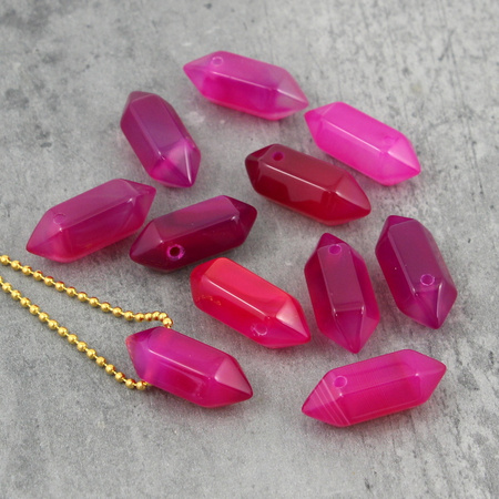 Agat fuksjowy zawieszka grot 20x9mm