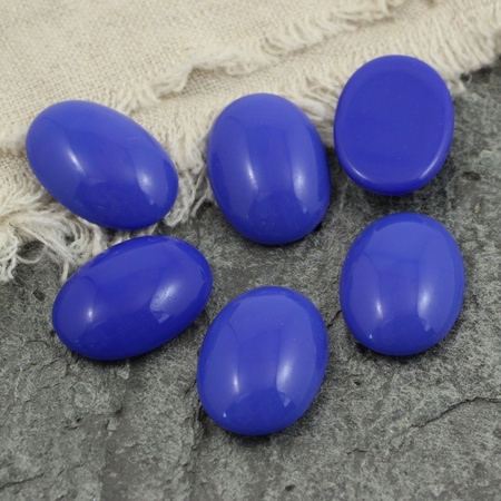 Kaboszon szklany Opaque Blue owal 25x18mm