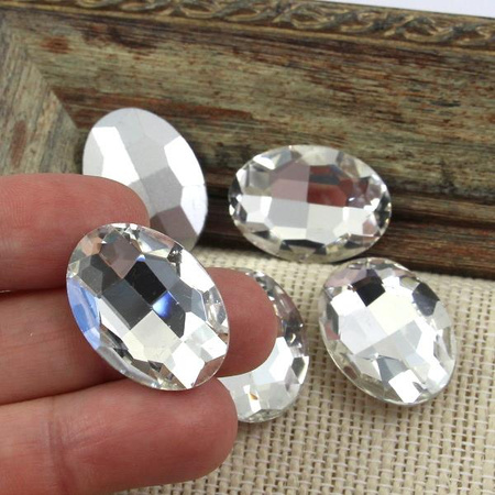Kaboszon szklany owal fasetowany crystal 25x18mm