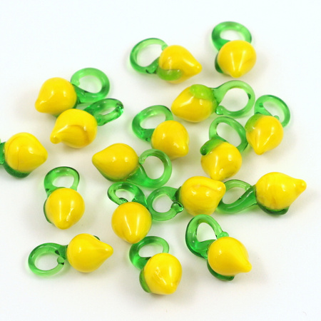 Zawieszka szklana cytryna 20x10mm