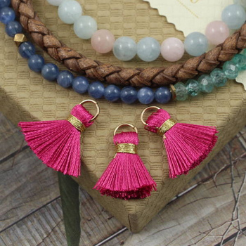 Chwost wiskozowy fuksjowy z ogniwem 20x6mm